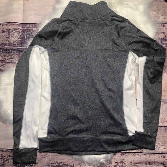PINK Victoria’s Secret Grey/White Quarter-Zip - Picture 6 of 6